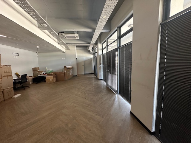 To Let commercial Property for Rent in Maitland Western Cape